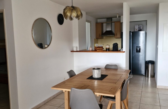 &Agrave; Saint-Denis, appartement meubl&eacute;  &agrave; louer pour famille avec enfant