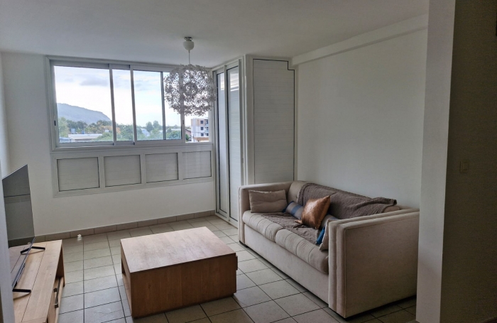 &Agrave; Saint-Denis, appartement meubl&eacute;  &agrave; louer pour famille avec enfant