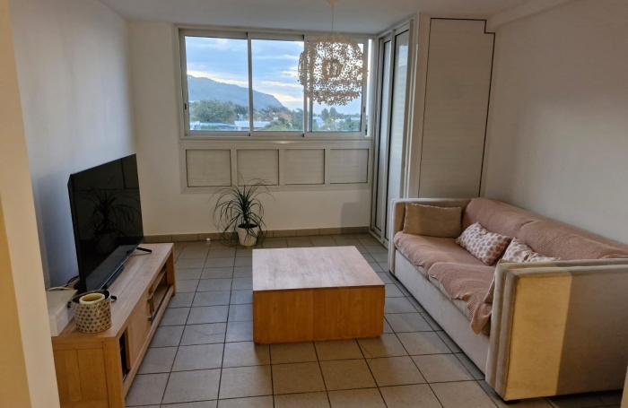 &Agrave; Saint-Denis, appartement meubl&eacute;  &agrave; louer pour famille avec enfant