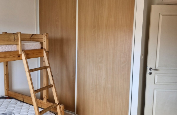 &Agrave; Saint-Denis, appartement meubl&eacute;  &agrave; louer pour famille avec enfant