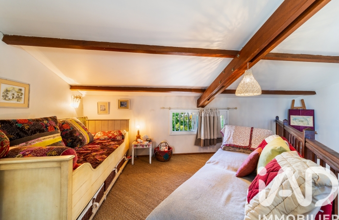 Vente Divers 152m&sup2; 5 pièces Sainte Marie