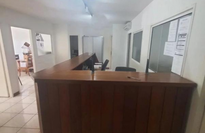 Location Bureaux 110m&sup2; 7 pièces Saint Denis