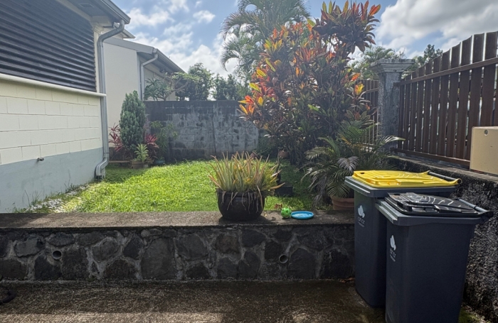 Maison avec terrasse &agrave; acheter &agrave; Sainte-Suzanne