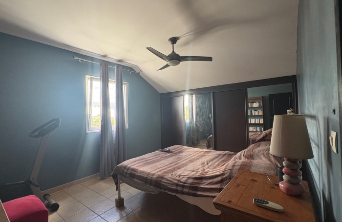 Maison avec terrasse &agrave; acheter &agrave; Sainte-Suzanne