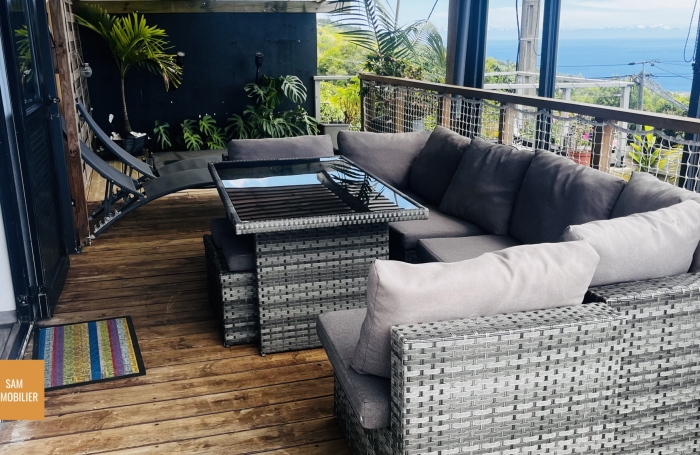 Maison 4 Chambres avec Jacuzzi et Vue Oc&eacute;an