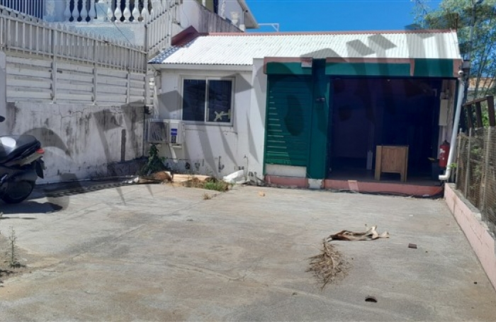 Location Local commercial 90m&sup2; Saint-Pierre