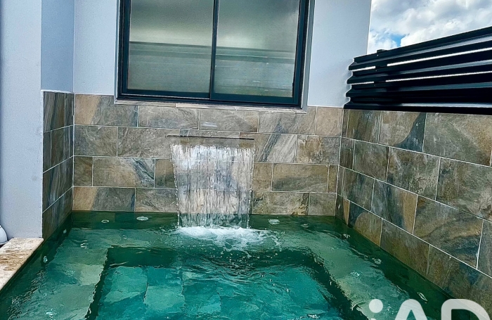 Vente Divers 140m&sup2; 5 pièces Le Tampon