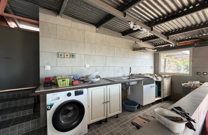 Vente Maison 123.5m&sup2; 6 pièces Ravine des Cabris