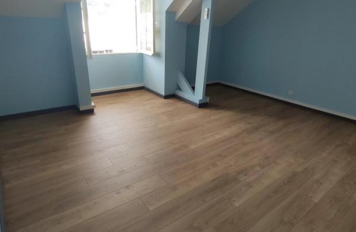 Location Bureaux 150m&sup2; 4 pièces Saint Denis