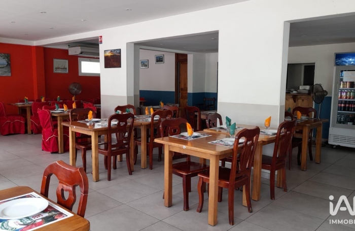 Vente Local commercial 344m&sup2; Etang-Sale