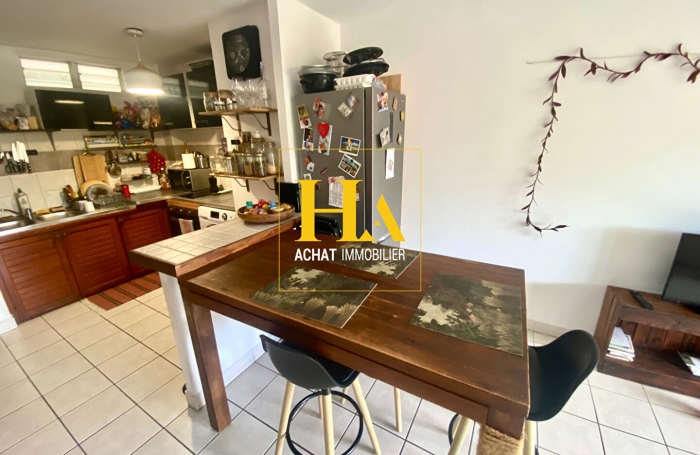 Vente Appartement 59m&sup2; 3 pi&egrave;ces Saint Gilles les Bains