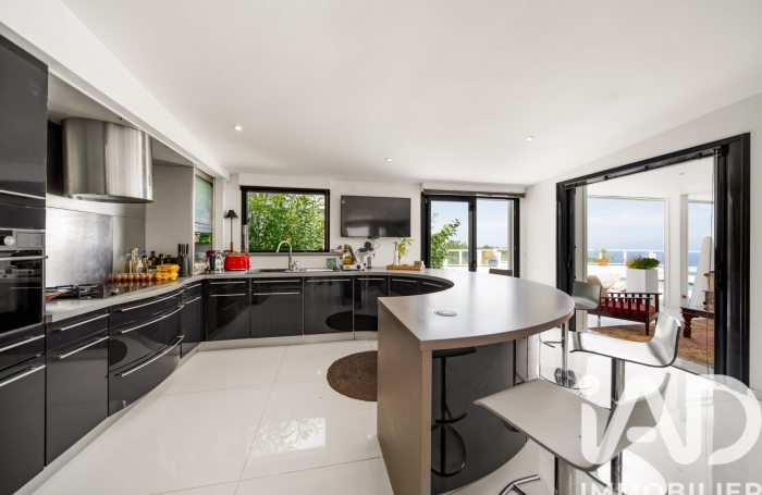 Vente Maison 235m&sup2; 7 pièces La Montagne