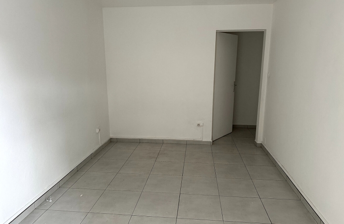 Vente Appartement 58.5m&sup2; 3 pi&egrave;ces Le Tampon