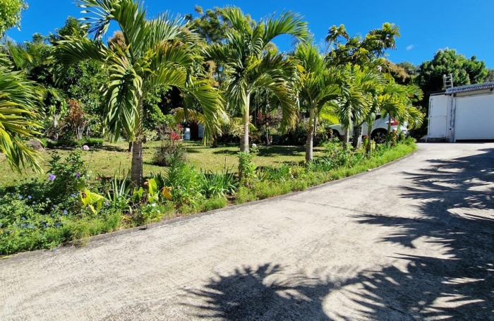 &Agrave; VENDRE   Villa F7 de 171 m2   Charme cr&eacute;ole et prestige &agrave; L&rsquo;Entre-Deux 650000&euro; FAI