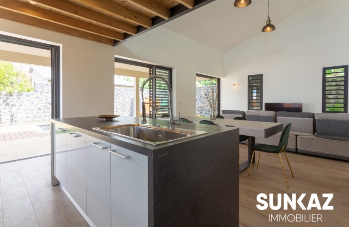 Location Maison 127m&sup2; 5 pi&egrave;ces Saint-Pierre