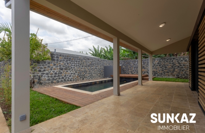 Location Maison 127m&sup2; 5 pi&egrave;ces Saint-Pierre