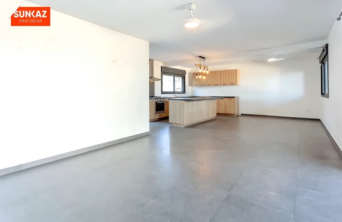 Location Maison 120m&sup2; 4 pi&egrave;ces Saint-Pierre