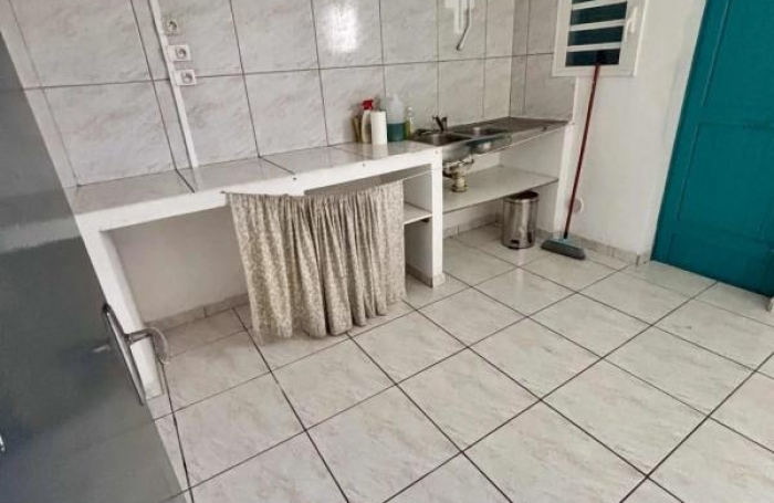 Location Bureaux 90m&sup2; 5 pièces Saint-Beno&icirc;t