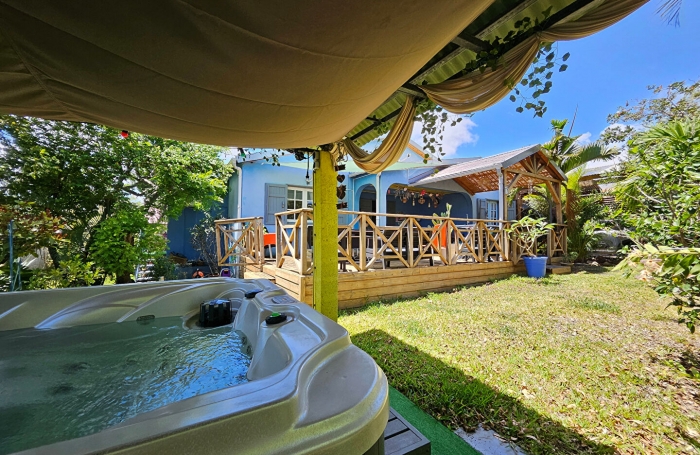 Vente Maison 94m&sup2; 5 pi&egrave;ces Sainte Marie