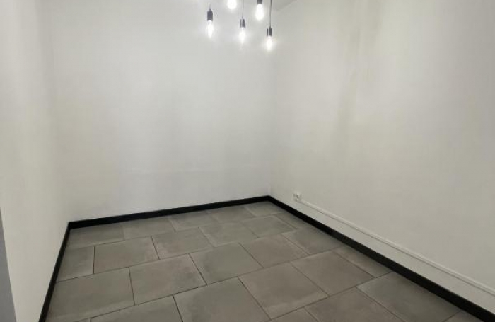 Location Local commercial 67m&sup2; 3 pièces Saint Louis