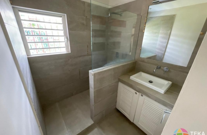 Vente Maison 94.32m&sup2; 5 pièces Saint Denis