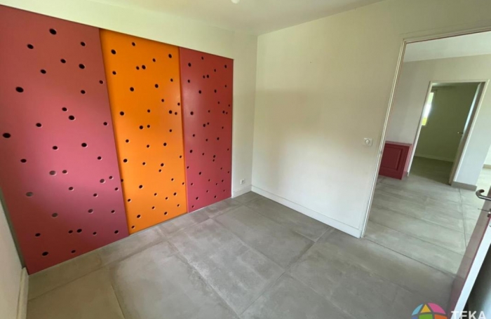 Vente Maison 94.32m&sup2; 5 pièces Saint Denis