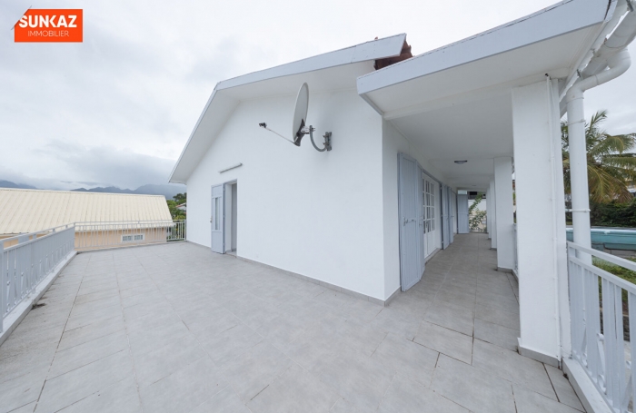 Location Appartement 90m&sup2; 4 pi&egrave;ces Le Tampon