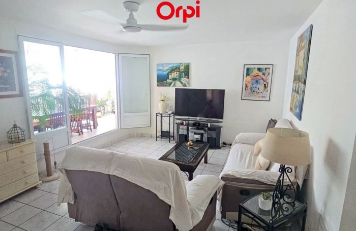 Vente Appartement 82m&sup2; 3 pièces Saint Gilles les Bains