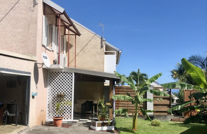 &Agrave; LOUER - MAISON T3 - SAINT-PIERRE