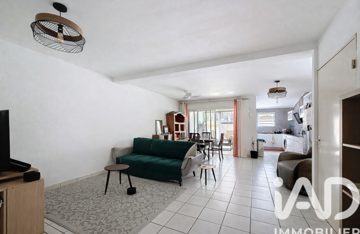 Vente Maison 120m&sup2; 4 pièces Saint Gilles Les Hauts