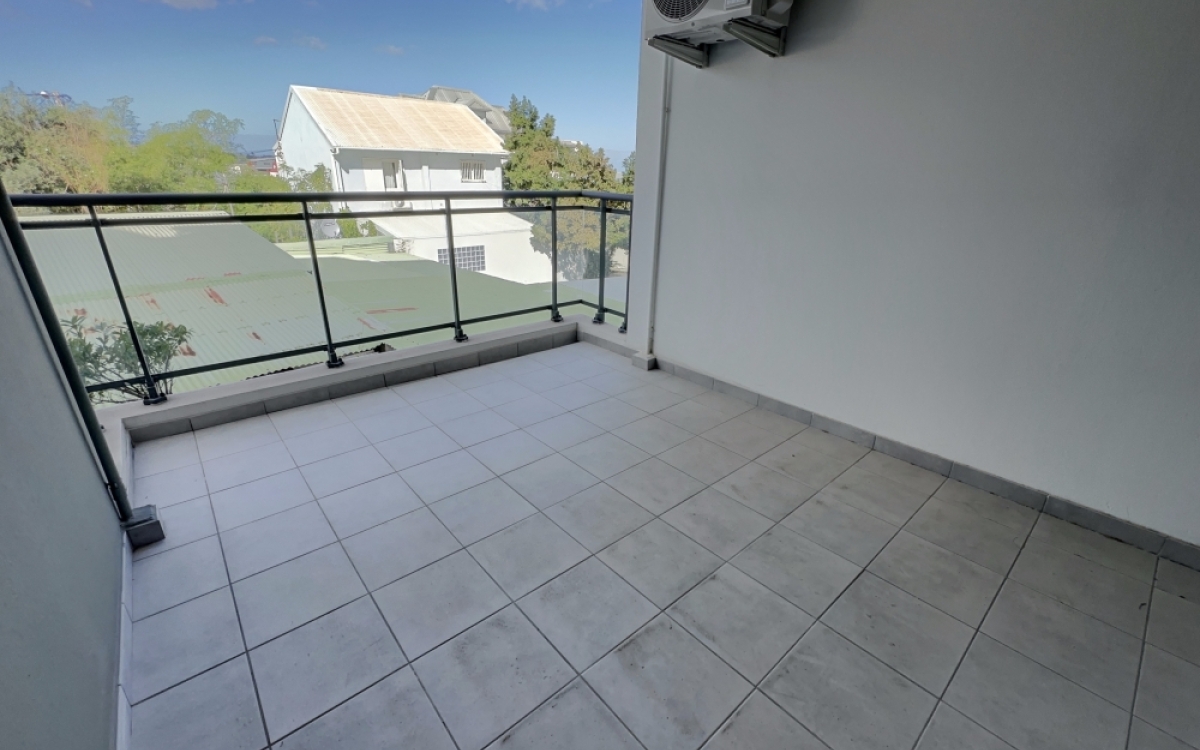 ST PIERRE CENTRE T3 NEUF