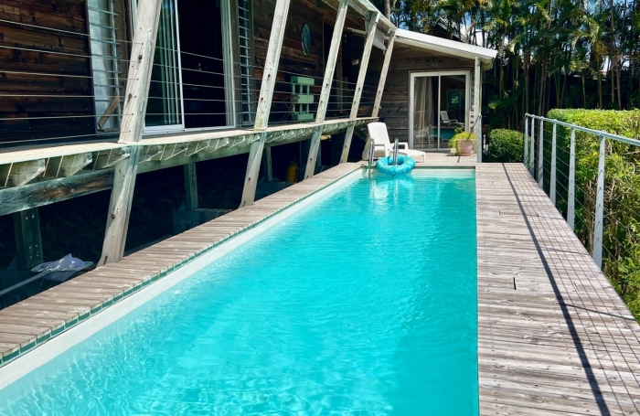 Vente Divers 104m&sup2; 5 pièces Sainte Marie