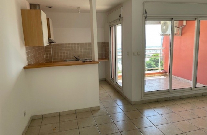 T2  NON MEUBLE dans une r&eacute;sidence s&eacute;curis&eacute;e, vue mer  LIBRE AU 01 MARS 2026