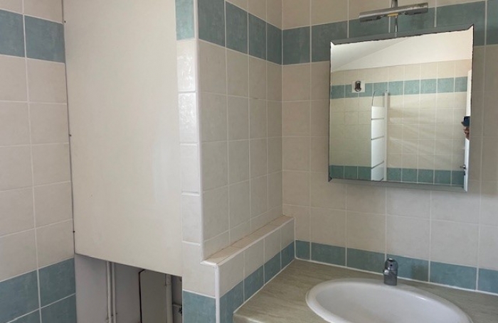 T2  NON MEUBLE dans une r&eacute;sidence s&eacute;curis&eacute;e, vue mer  LIBRE AU 01 MARS 2026