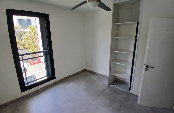 Location Appartement 51m&sup2; 2 pièces Saint-Pierre