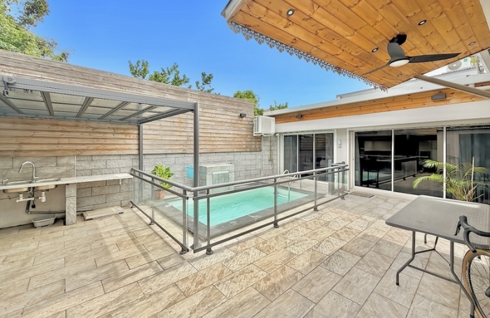 Vente Maison 255m&sup2; 8 pièces Saint Louis