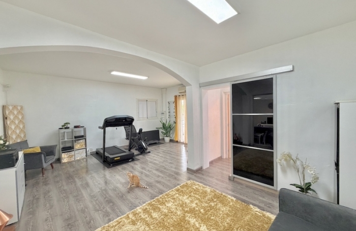 Vente Maison 255m&sup2; 8 pièces Saint Louis