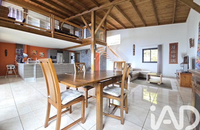 Vente Maison 181m&sup2; 5 pièces Les Avirons