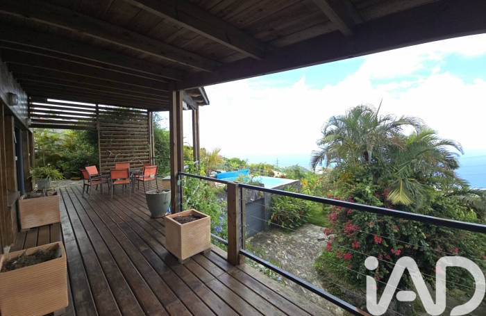 Vente Maison 181m&sup2; 5 pièces Les Avirons