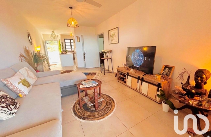 Vente Appartement 66m&sup2; 3 pièces Saint Gilles Les Hauts