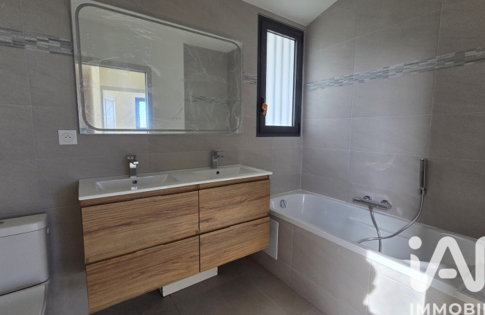 Vente Maison 90m&sup2; 4 pièces Petite &icirc;le