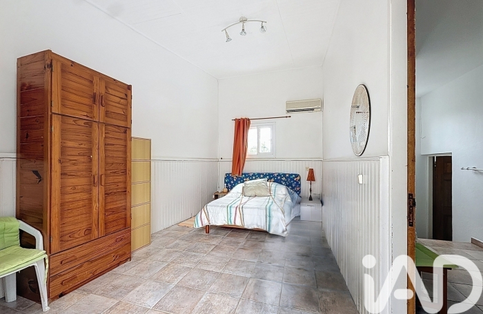 Vente Divers 185m&sup2; 5 pièces Sainte Marie