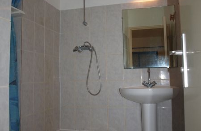 Location Appartement 20m&sup2; 1 pi&egrave;ce Sainte Clotilde