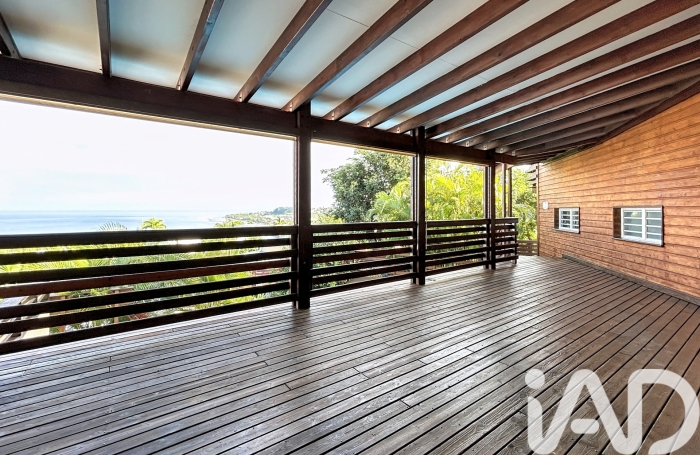 Vente Maison 148m&sup2; 5 pièces Saint Gilles les Bains