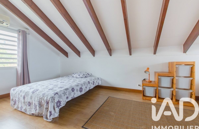 Vente Maison 148m&sup2; 5 pièces Saint Gilles les Bains