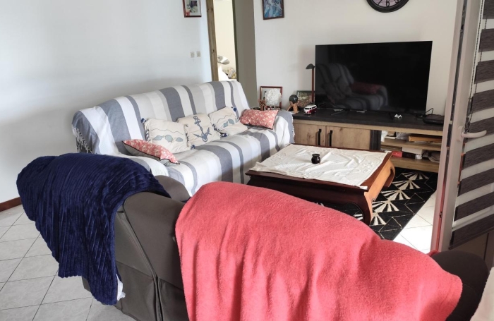 Vente Maison 110m&sup2; 5 pièces Saint Denis