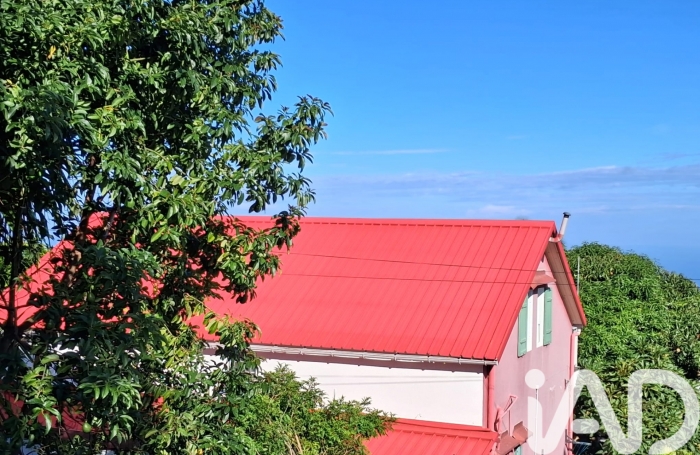 Vente Maison 147m&sup2; 6 pièces Saint Gilles Les Hauts