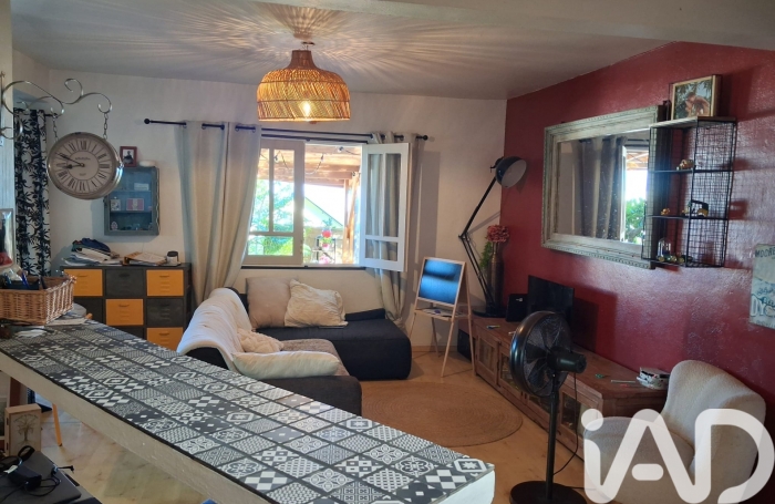 Vente Maison 147m&sup2; 6 pièces Saint Gilles Les Hauts