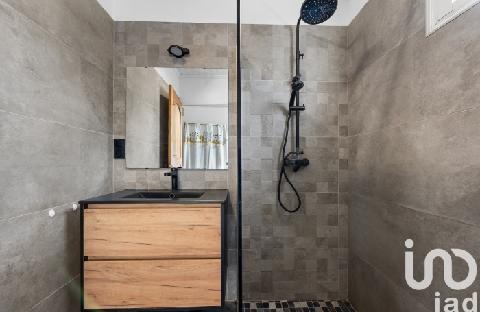 Vente Maison 190m&sup2; 7 pièces Etang-Sale