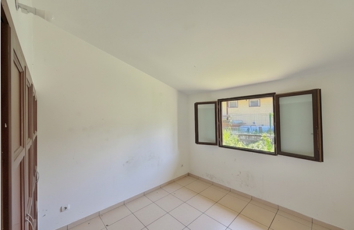 Vente Maison 111m&sup2; 5 pièces La Possession